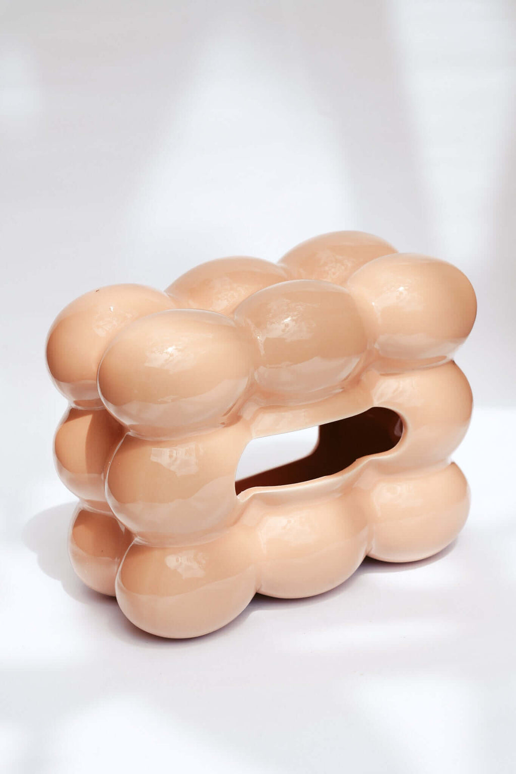 LA BOÎTE DE MOUCHOIRS À BULLES