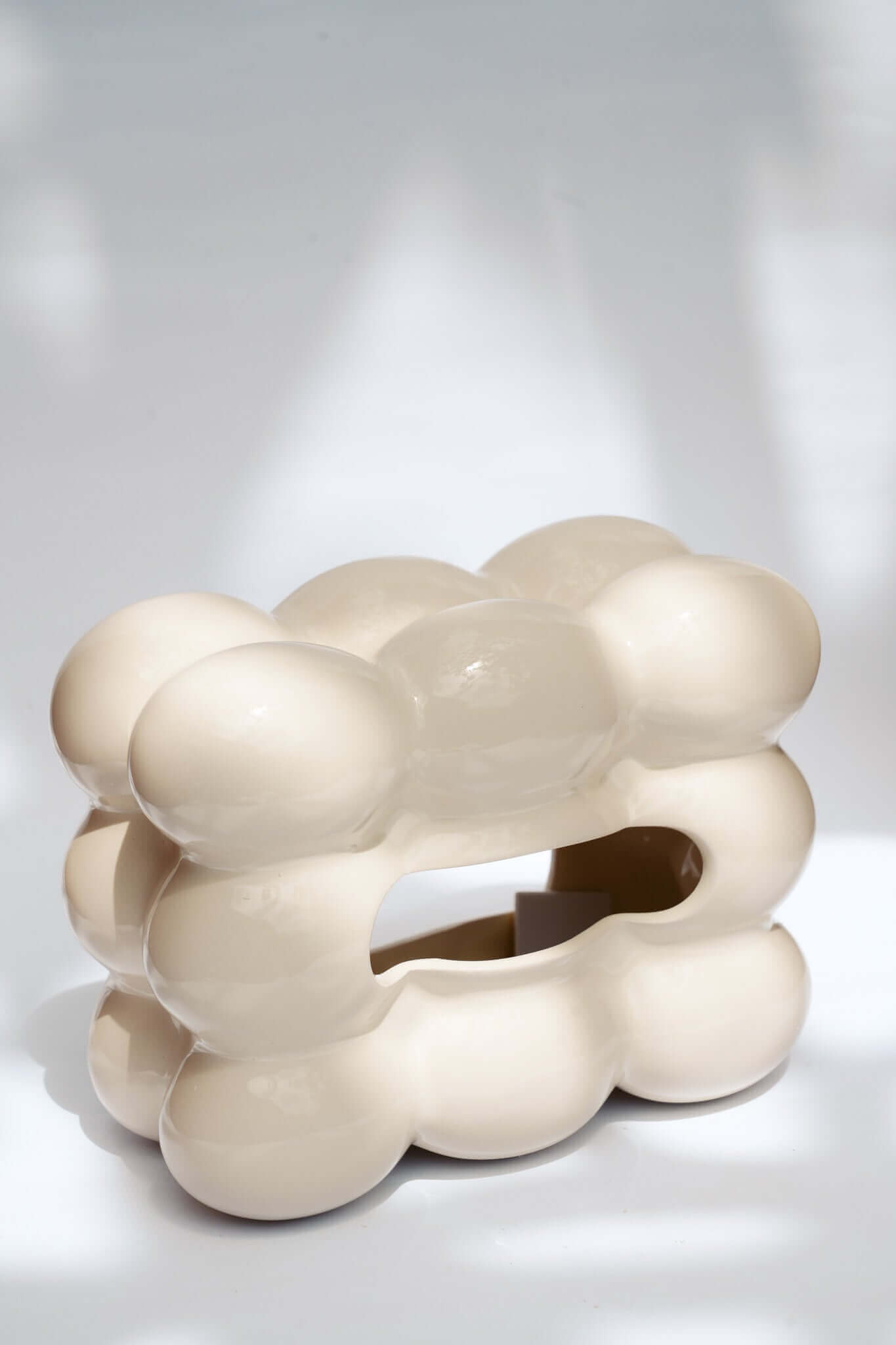 LA BOÎTE DE MOUCHOIRS À BULLES