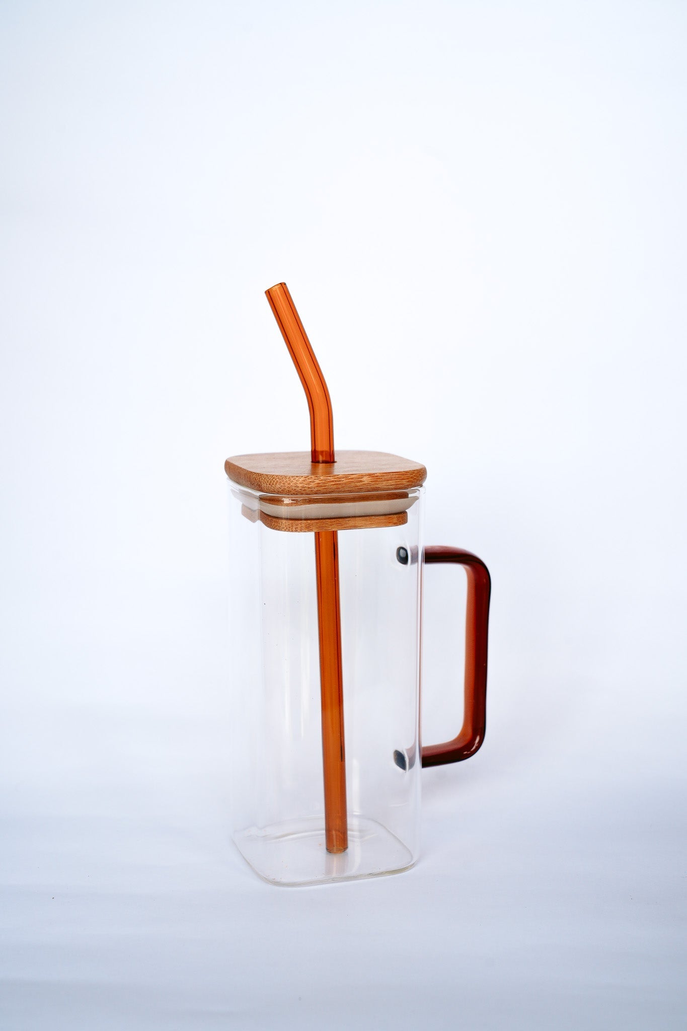 TASSE EN VERRE CATALINA + PAILLE