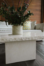 LA TABLE BASSE CRÈTE