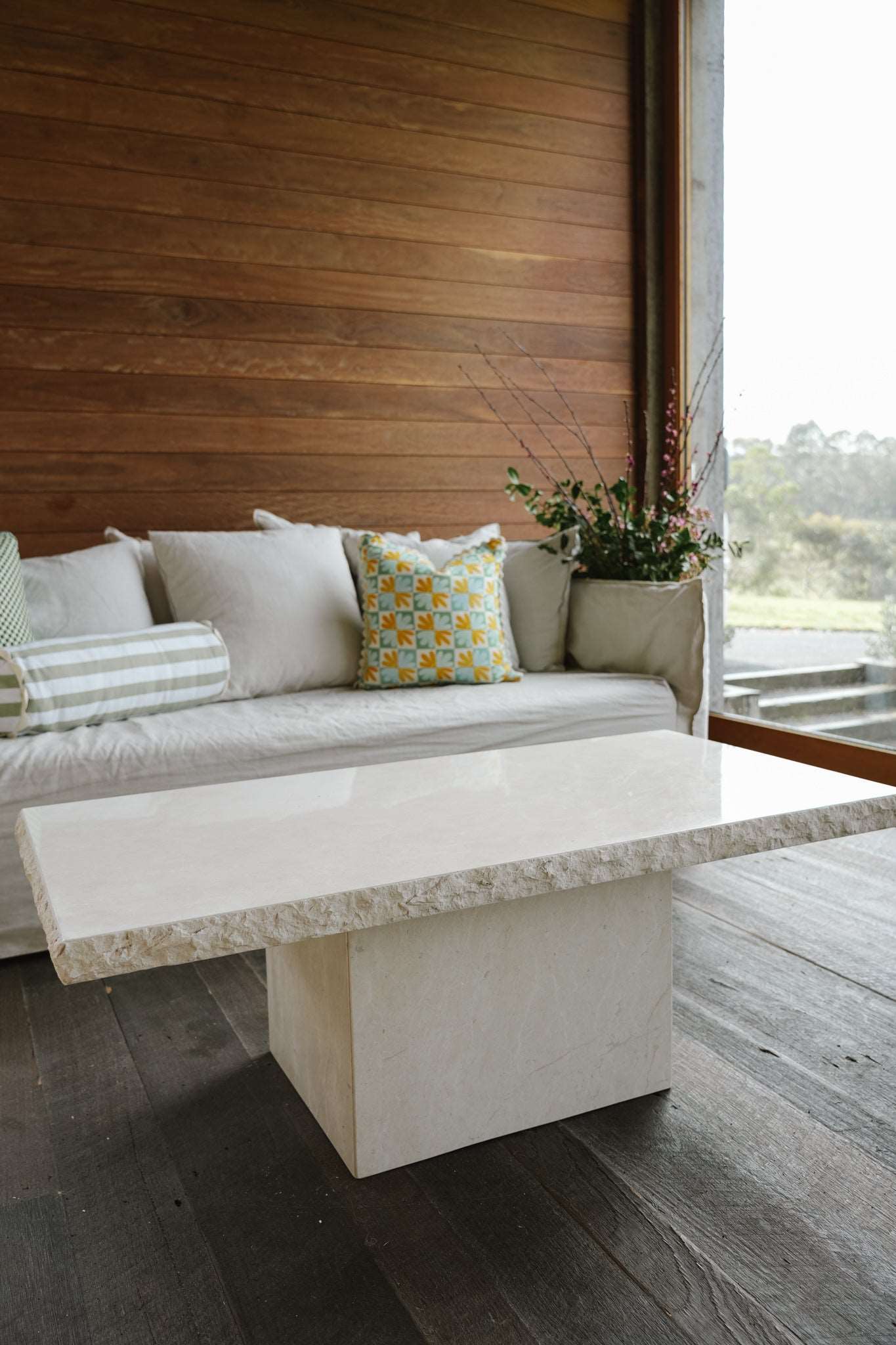 LA TABLE BASSE CRÈTE