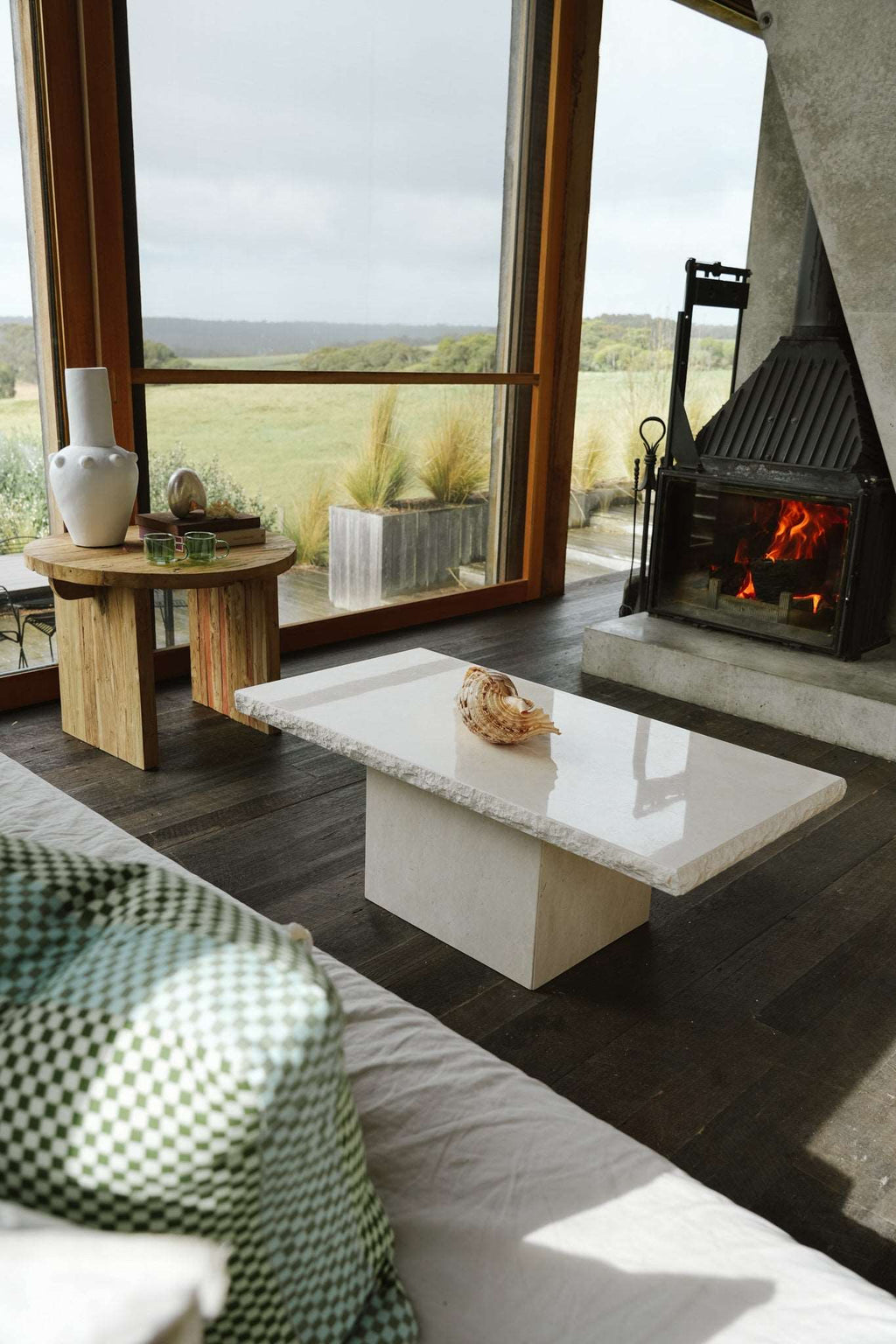 LA TABLE BASSE CRÈTE