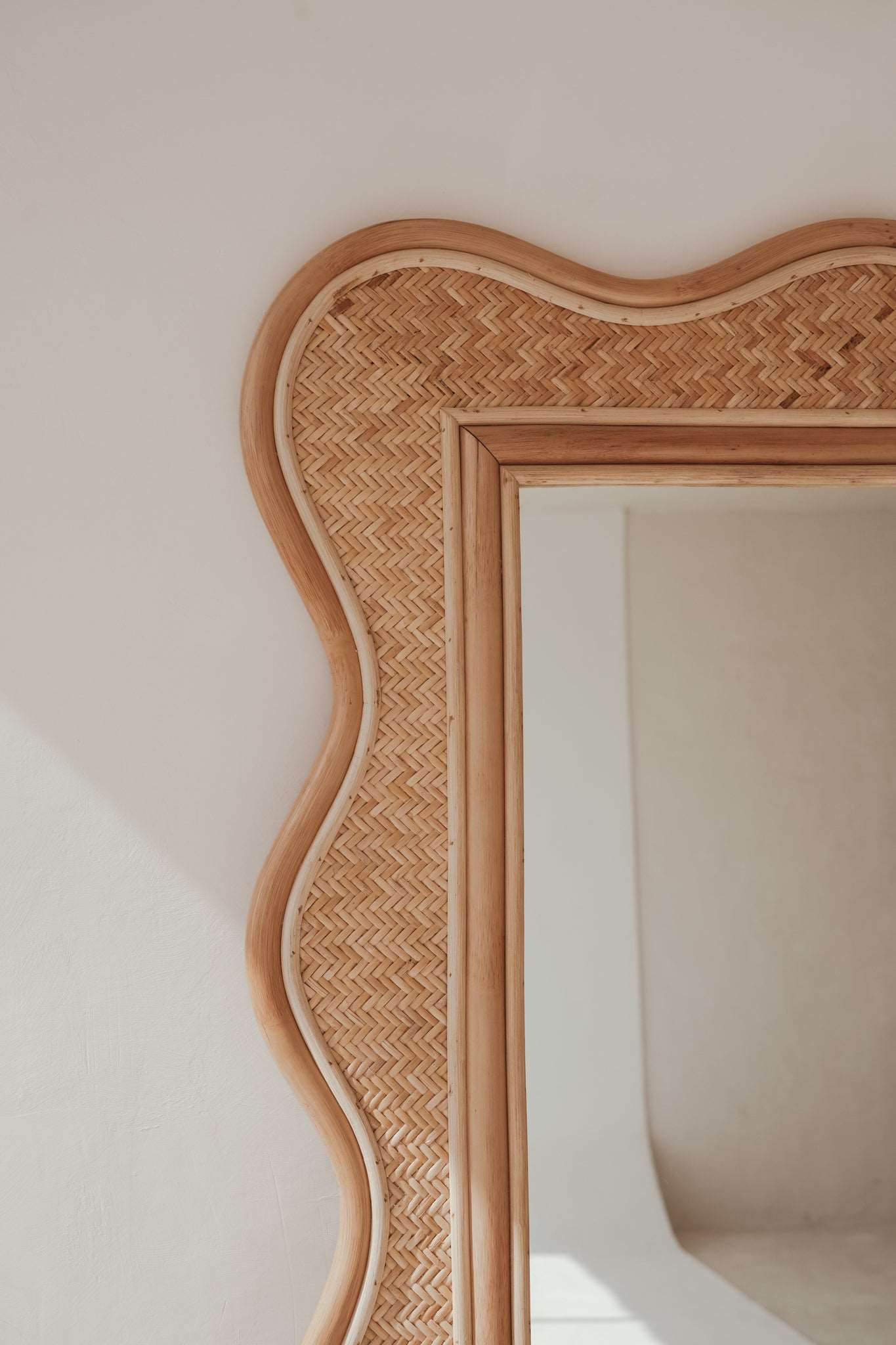 LE MIROIR COMPLET DESA