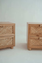 LES TIROIRS DE LA TABLE D'APPOINT DESA