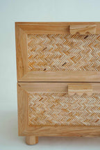 LES TIROIRS DE LA TABLE D'APPOINT DESA