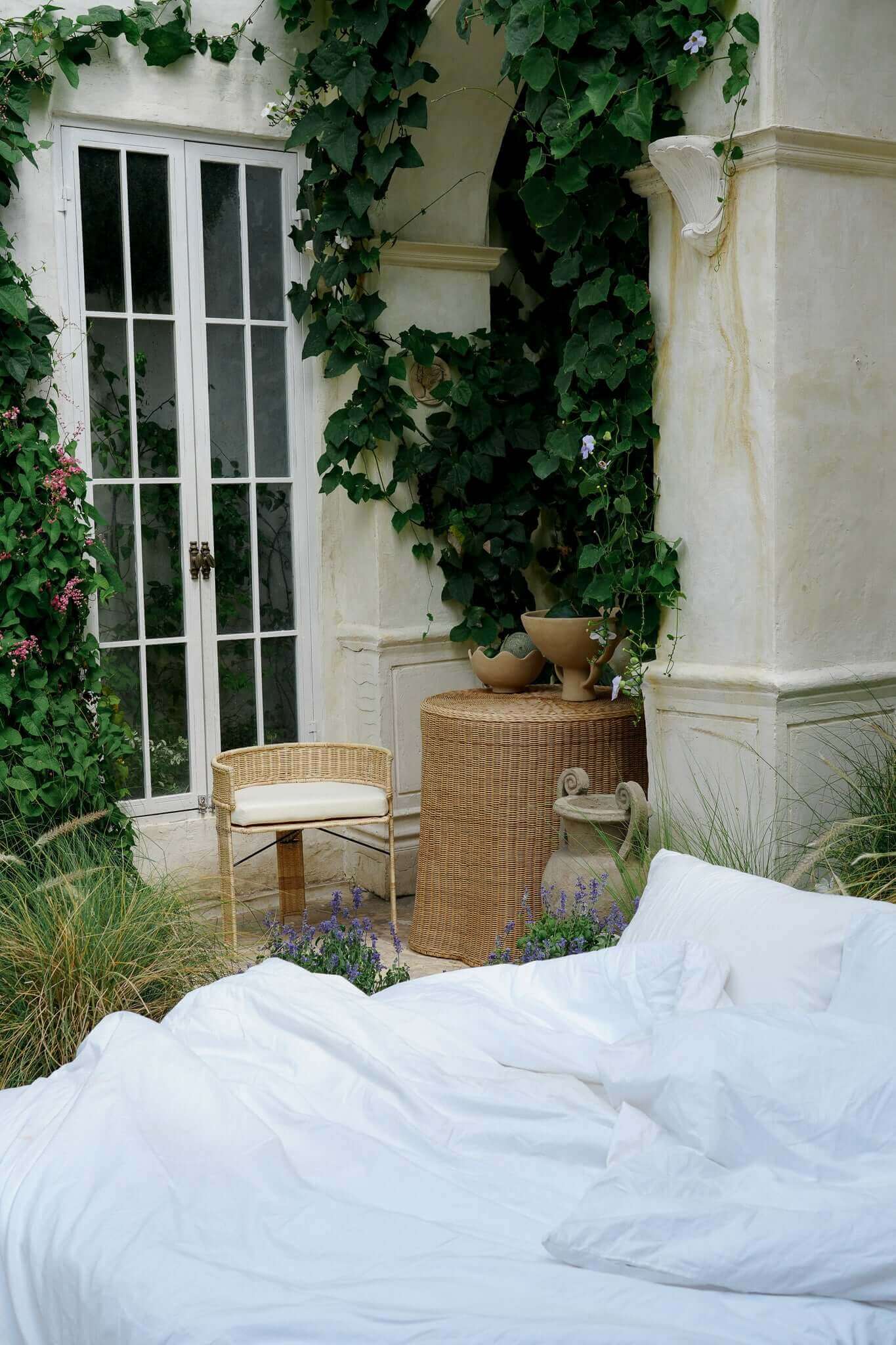 LA TABLE D'APPOINT FLORA