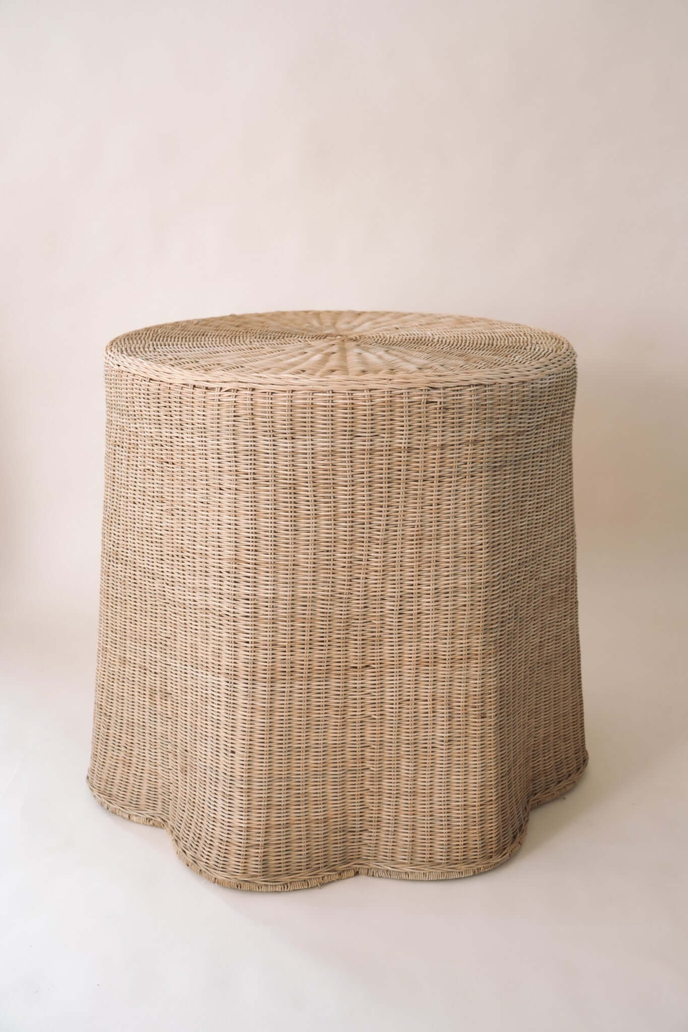 LA TABLE DE LA FLEUR