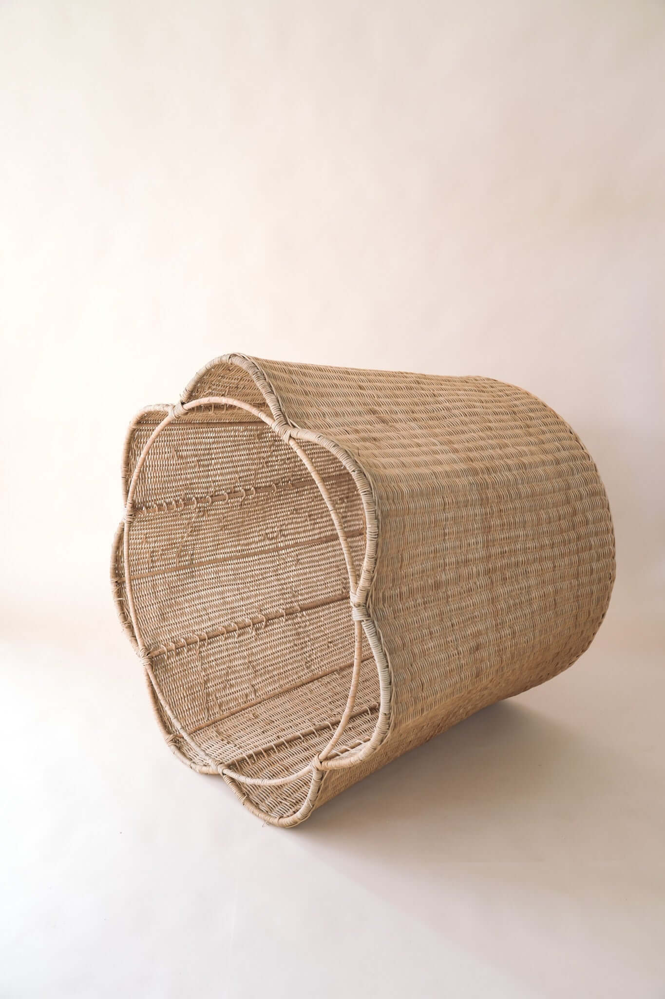 LA TABLE DE LA FLEUR