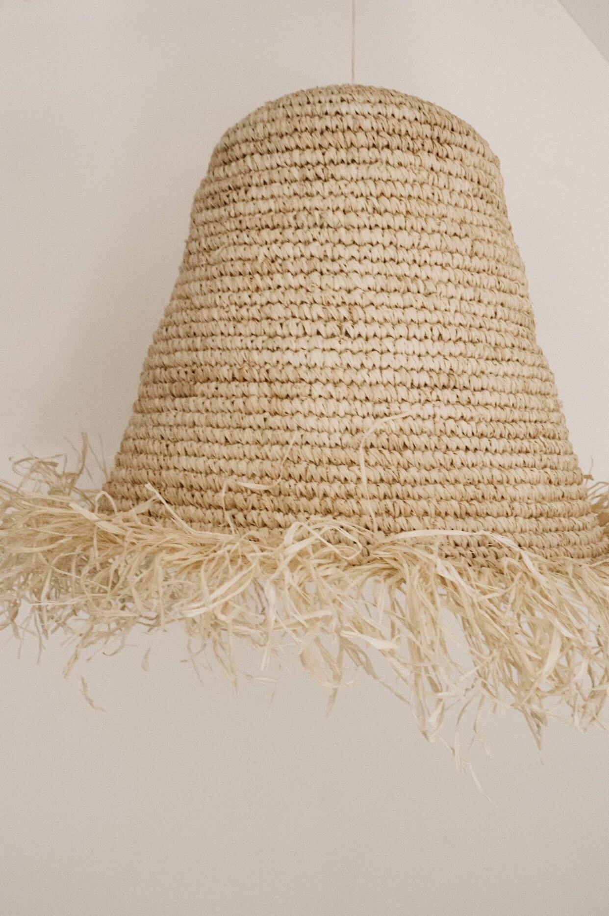 LE PENDENTIF MONTANUI