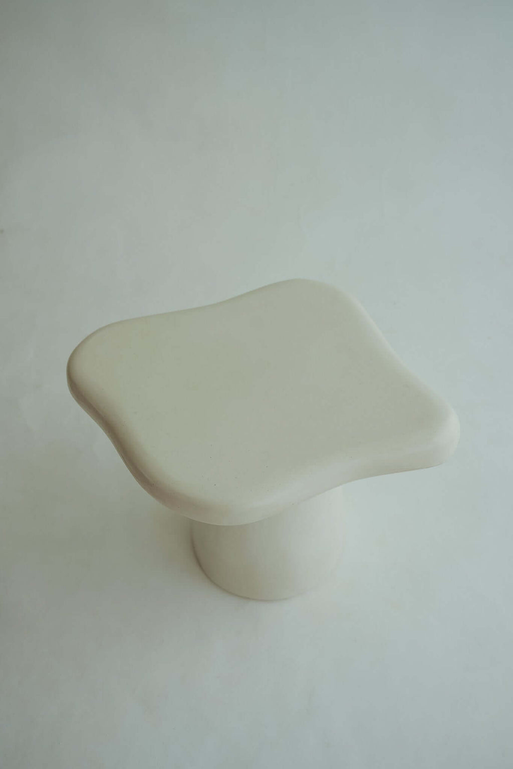 LA TABLE D'APPOINT PANTAI