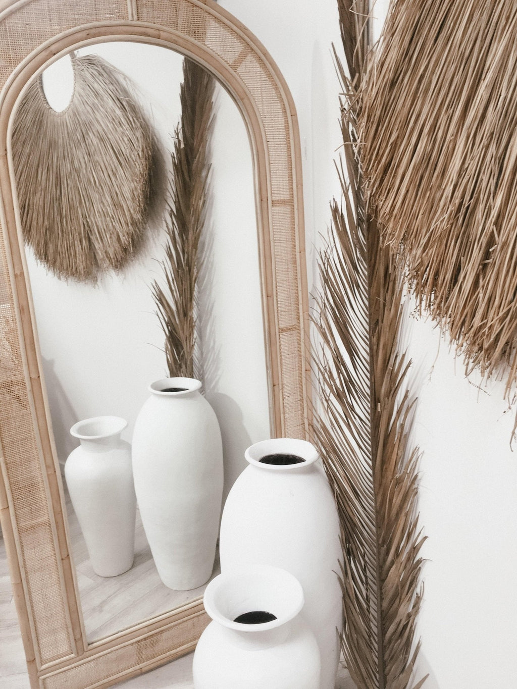 LE MIROIR DE SOL DE L'ARC DE SÉVILLE