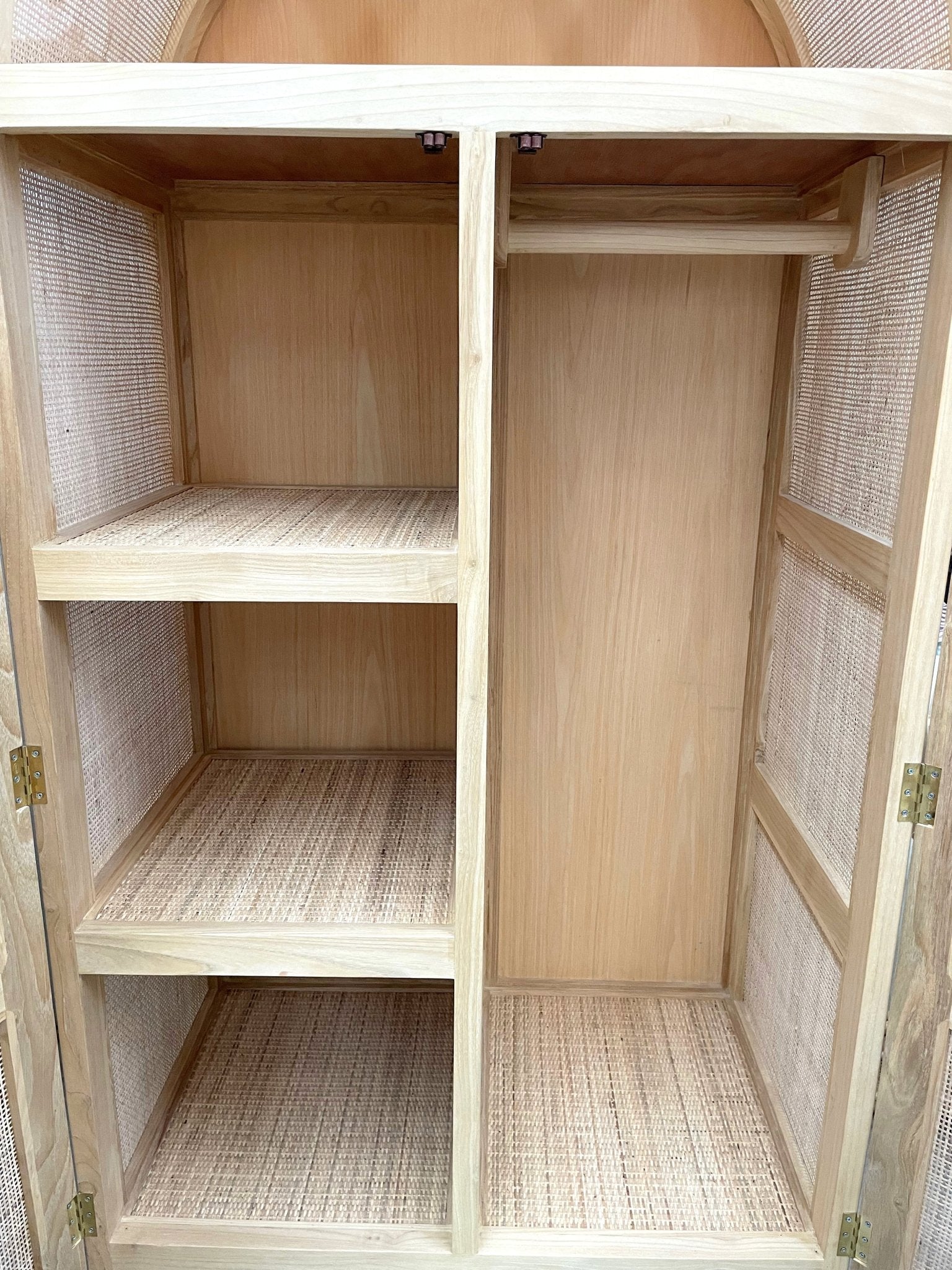 L'ARMOIRE DE L'ARC DE SÉVILLE