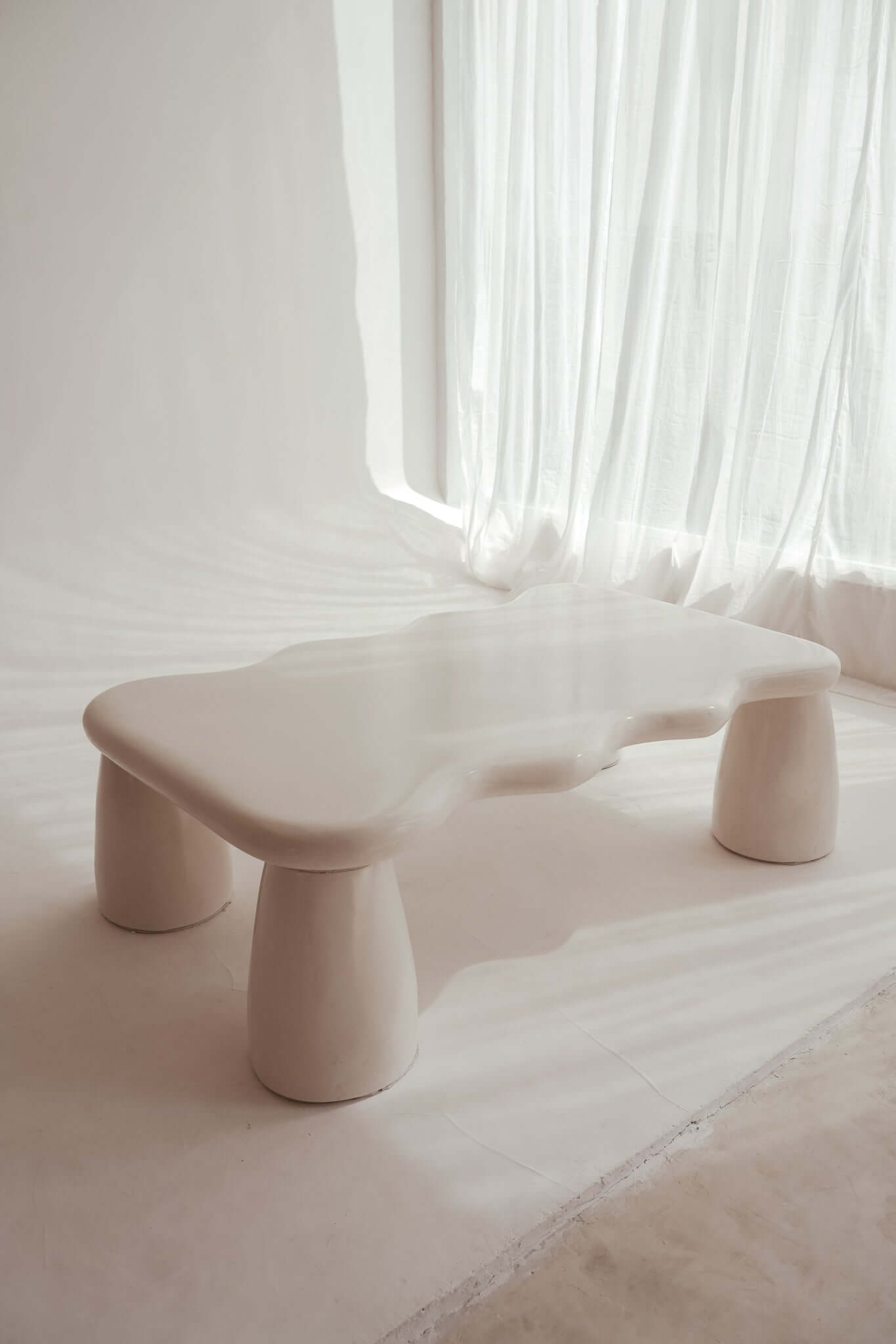 LA TABLE BASSE SOLEIL